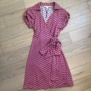Diane Vom Furstenberg Wrap Dress size 2